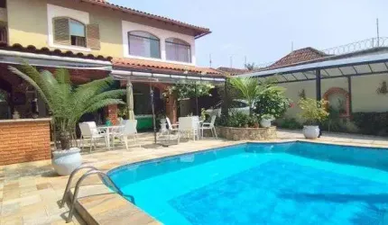 Casa com 4 quartos à venda, 285 m² por R$ 1.700.000 - Enseada - Guarujá/SP