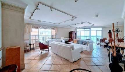 Apartamento à venda na Pitangueiras – Guarujá / SP.