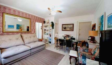 Apartamento à venda, entre a Praia das Astúrias e Praia do Tombo - Guarujá / SP.