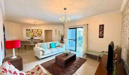 Apartamento à venda na Praia das Pitangueiras - Guarujá / SP.