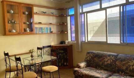 Apartamento com 2 dormitórios à venda, 60 m² por R$ 320.000,00 - Enseada - Guarujá/SP