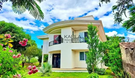 CASA COM VISTA P/ LAGOA CENTRAL 1500 M² DE TERRENO