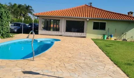 Casa com 3 dormitórios à venda, 280 m² por R$ 1.550.000,00 - Village Araçoiaba - Araçoiaba da Serra/SP