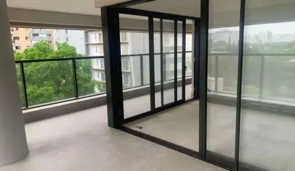 Apartamento para venda tem 153 metros quadrados com 3 quartos em Moema - São Paulo - SP