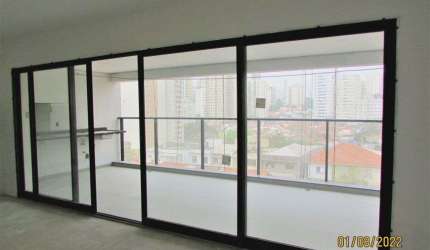 Apartamento para venda possui 151 metros quadrados com 3 quartos em Vila Romana - São Paulo - SP