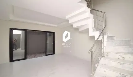 Sobrado Tríplex com 03 quartos, 01 suíte e 01 Demi-suíte, à venda no Boqueirão