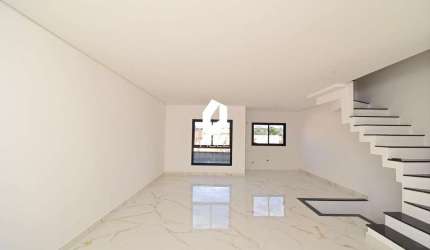 Sobrado novo com terraço, 03 quartos 01 suíte!