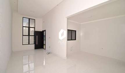 CASA COM 102m², 03 QUARTOS SENDO 01 SUÍTE A VENDA EM SÃO JOSÉ DOS PINHAIS - PR
