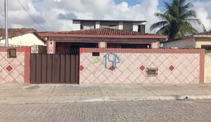 CASA PADRÃO/ CASA COM CINCO QUARTOS/ CASA EM JARDIM VENEZA/ CASA EM JOÃO PESSOA/ CASA COM GARAGEM/ CASA BEIRA MAR