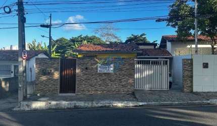 CASA EM CASTELO BRANCO/ CASA COM 5 QUARTOS/ CASA COM 3 GARAGENS/ CASA ESPAÇOSA/ CASA EM JOÃO PESSOA/ CASA MURADA