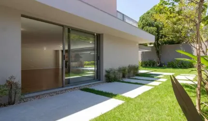 Casa à Venda Rua Alberto Faria, Pinheiros/SP