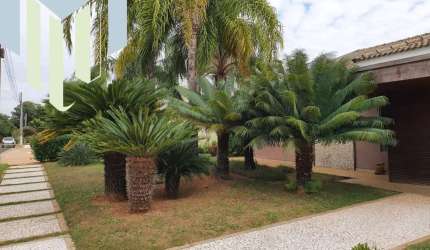 Luxuosa casa em condomínio à venda em Marília-SP, Residencial Vale Verde: 4 quartos, 4 suítes, 2 salas, 6 banheiros, 4 vagas, 683m².