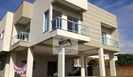 Apenas 400 metros até Praia do Santinho!