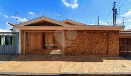 Casa-São Carlos-Vila Boa Vista | Ref.: REO648021