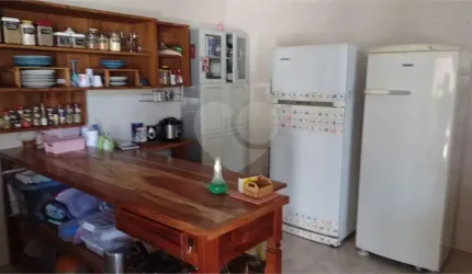 Excelente imóvel na costa do Sol, rua São Joaquim.