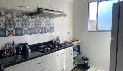 Apartamento no Condomínio Monte Olimpo.