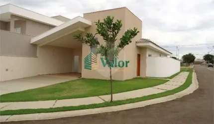 Casa no Condomínio Quebec, com 4 dormitórios, sendo 1 suíte.