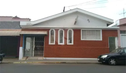 Casa térrea para venda.