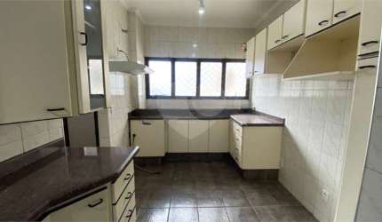 Apartamento para venda no Edifício Benedita Sthal Sodré