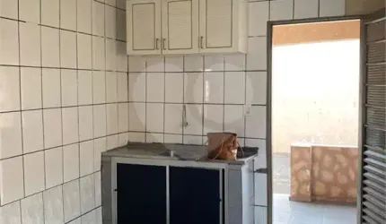 Casa térrea para venda na Vila Carmem