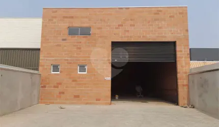 Barracão de 182m² para Locação no Arcovile – Ótima Localização