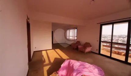 Apartamento à Venda no Edifício João Malagutti – 3 Dormitórios, 132m², Vista Maravilhosa!