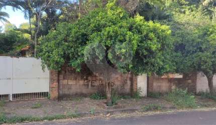 Terreno Residencial/Comercial - Chácara Parque Club