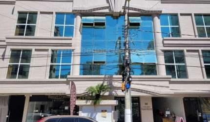 Apartamento 3 suítes, Meia Praia, Itapema SC