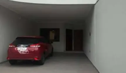 SOBRADO VILA CAMILÓPOLIS  4 DORMS. SENDO 2 SUÍTES, 4 VAGAS DE GARAGENS