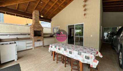 Maravilhosa Casa à Venda no Bairro Perequê-Açu - Um Paraíso à Sua Espera!