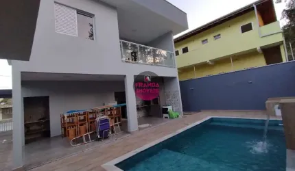 Maravilhosa Casa à Venda em Condomínio Fechado, bairro Horto - Ubatuba/SP!
