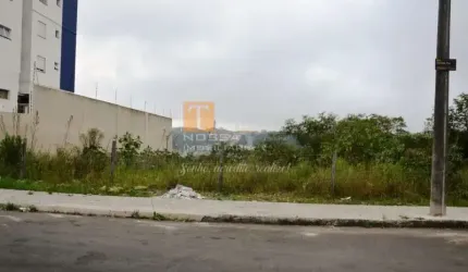 Terreno à venda na Avenida Amabile Faoro Marcon, Planalto, Caxias do Sul por R$ 290.000
