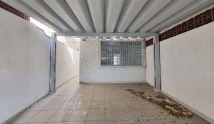 SOBRADO PARA USO COMERCIAL LOCALIZADO NA EIRAS GARCIA COM ALTO FLUXO DE PESSOAS-FL52