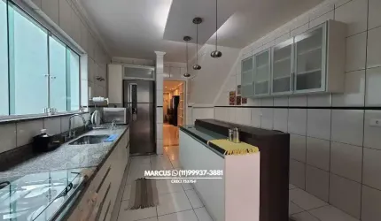JD. BONFIGLIOLI SOBRADO COM 3 DORMS; 1 SUÍTE, 4 VAGAS DE GARAGEM. FL23