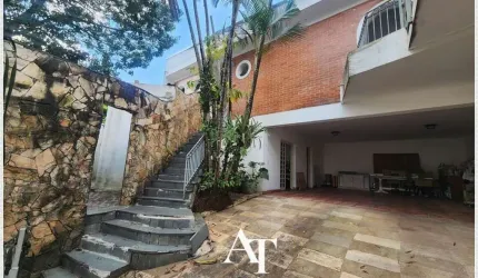 CASA TERREA JD PERI PERI - 3 DORMITORIOS (1 SUITE) COM 6 VAGAS