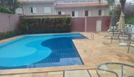 Sobrado em Condomínio com 100m², 3 Quartos, 2 Banheiros e Área Gourmet - FL12