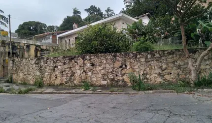 Casa com terreno de 650m² e vista privilegiada no Butantã - FL28