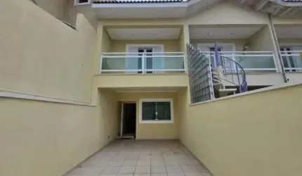 CASA 200m², 3 Quartos,1 suíte,2 vagas - Jardim das Vertentes FL13