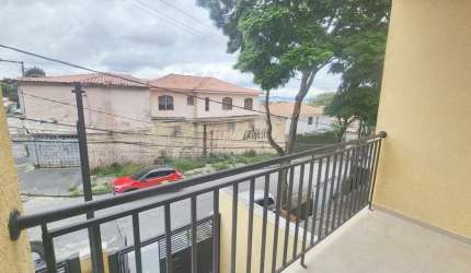 Sobrado no Jardim Ester Yolanda com 3 Quartos, Suíte e 3 Vagas - FL43