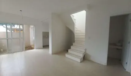 Sobrado Novo no Rio Pequeno ? 120m², 3 Dormitórios e 3 Banheiros! FL12