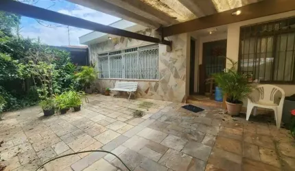 Casa Térrea no Jardim Bonfiglioli com 3 Dormitórios, Edícula e 2 Vagas - FL43