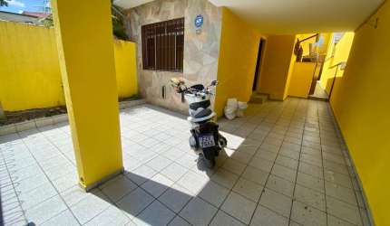 Casa térrea no Butantã ,2 Quartos,3 vagas,quintal. FL13