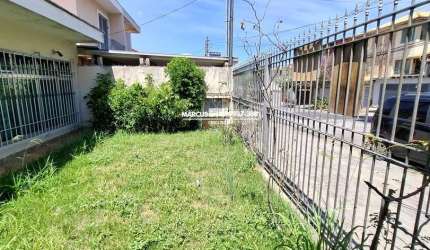 Casa térrea no Jd. Bonfiglioli com 3 quartos, 1 suíte, 3 vagas. FL23
