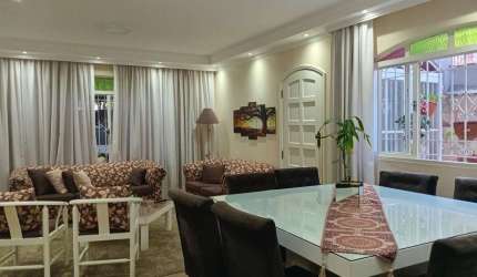 Sobrado de 150m² no Jardim Esmeralda - Praticidade e Conforto, FL28