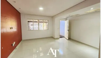 OPORTUNIDADE - CASA TÉRREA VILA MORSE - 2 DORMITORIOS (2 SUITES) COM 2 VAGAS