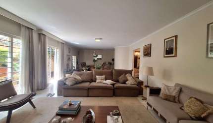 Sobrado Premium no Caxingui ? 330m² com 4 Dormitórios e Lazer Completo Código: FL12