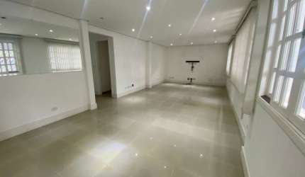 Casa Térrea na Cidade dos Bandeirantes ? 180m², 3 Dormitórios e 4 Vagas Código: FL12