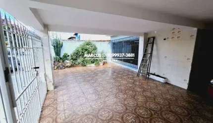Casa térrea no Butantã com 3 quartos, 1 suíte, 4 vagas, quintal, 250m² de terreno. FL23