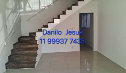 Casa com 3 dormitórios sendo uma suíte, 6 vagas. FL51