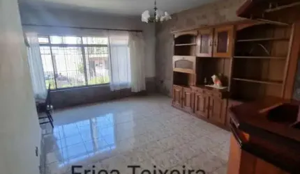 Casa mobiliada de  3 quartos, 4 vagas  - FL35